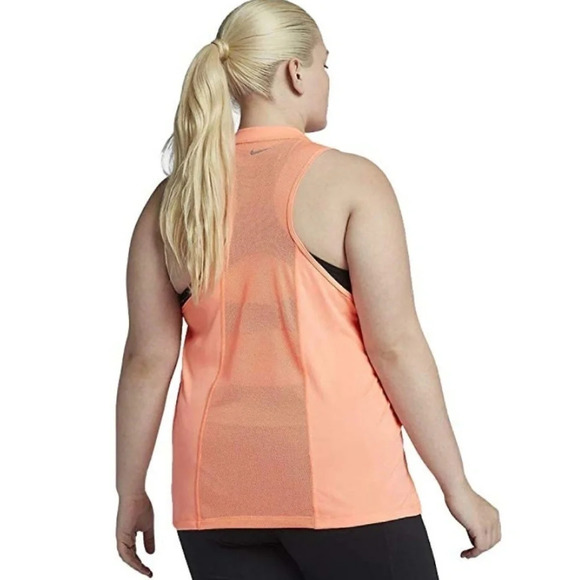 NWT Nike Women's Running Tank Top 2X - Picture 2 of 9